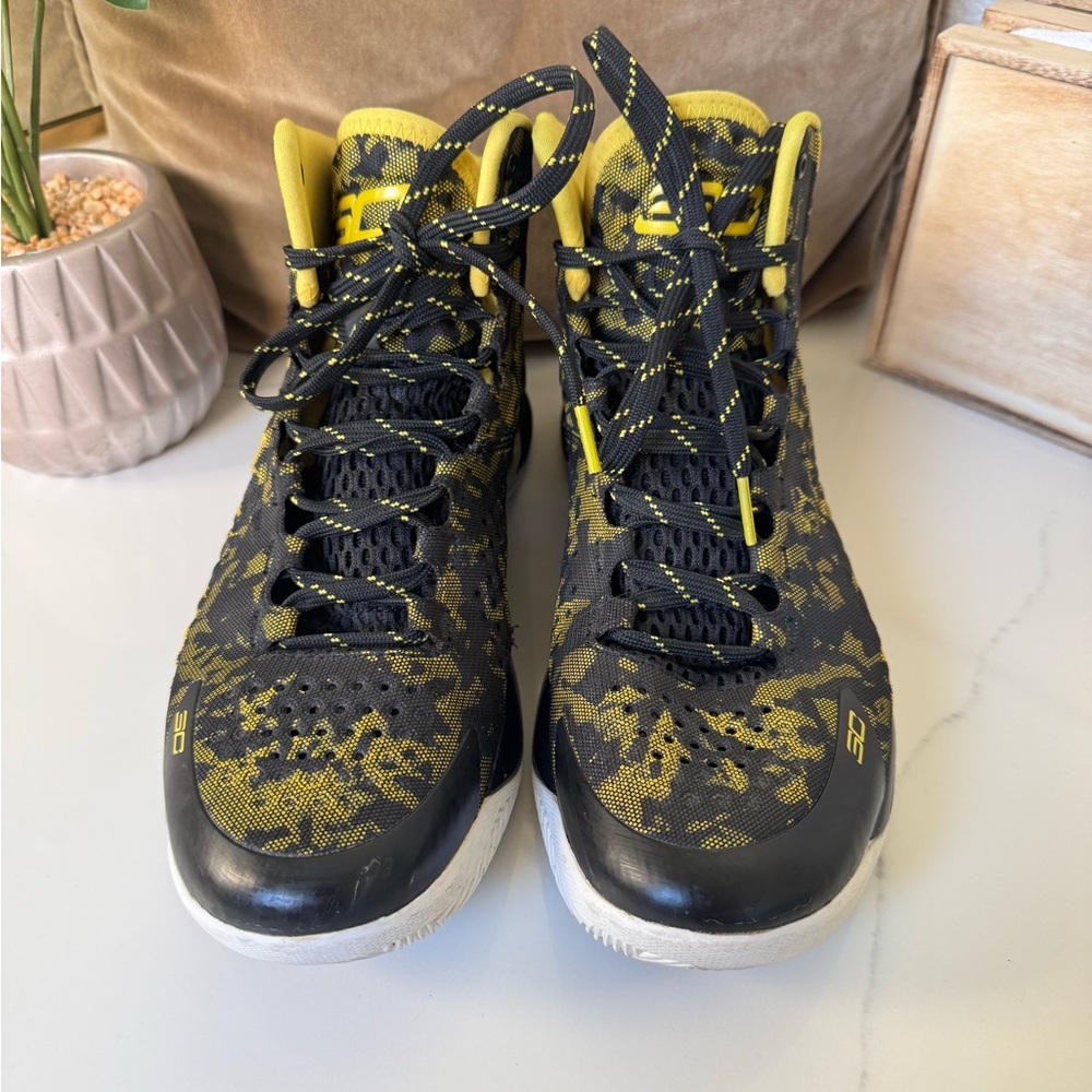 Under Armour Curry One "AWAY" Size 10 Men's SC30 AU Curry 1 MVP